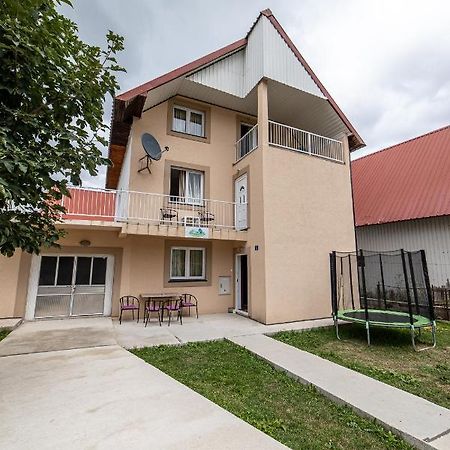 Snam Rooms&Apartment Zabljak  Exterior photo
