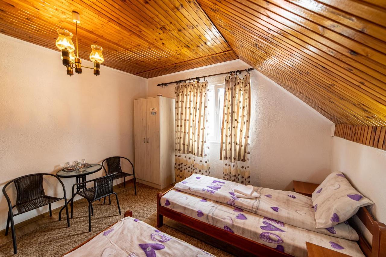 Snam Rooms&Apartment Zabljak  Exterior photo